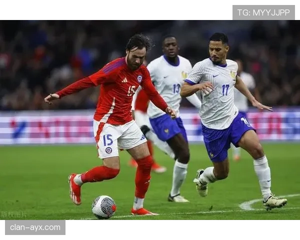 费耶诺德防守数据亮眼,状态回暖预示未来赛季潜力可期 费耶诺德防守数据亮眼,状态回暖预示未来赛季潜力可期