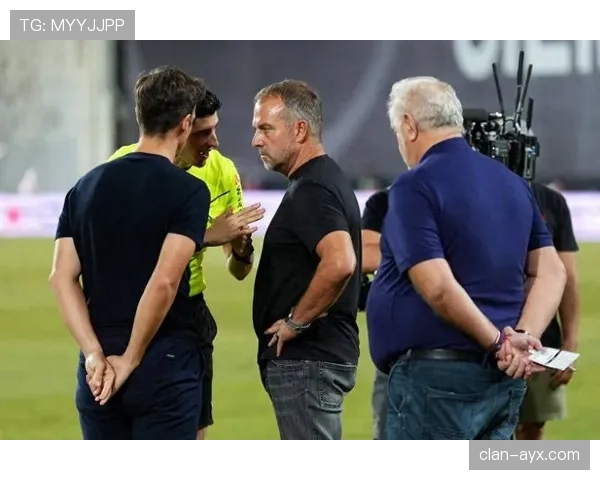 阿劳霍防守稳健成制胜关键，助球队锁定胜局