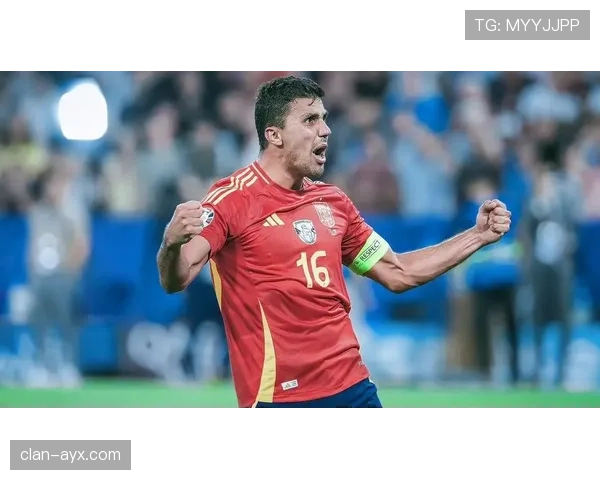 米特罗维奇进攻端优势明显,本赛季表现稳健 米特罗维奇进攻端优势明显,本赛季表现稳健