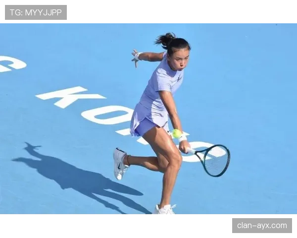 袁悦居然穿着睡衣出镜了？都快忘了她不是明星！